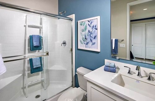 Moreno Valley Apartamento | Modern Radiant Haven Retreat apartment with AC and WiFi in Moreno Valley