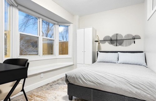 Ottawa Division Cama Y Desayuno | 14 minutes from downtown, brand new home in Ottawa