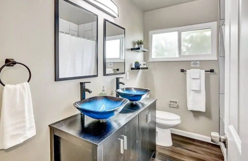 Lodi Casa | 342)Fenced yard+Game room !