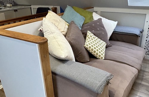 Llantarnam Apartamento | Rural idle yet so connected to surrounding leisure activities and city life. Wow