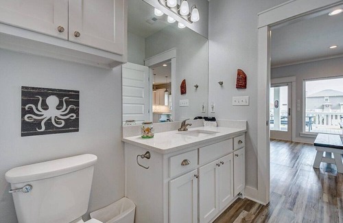 Crystal Beach Villa | Beach Views~Crystal Beach Oasis~4bedrooms