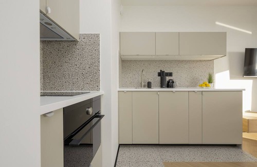 Ursynow Apartamento | Horse Racing View 8th Floor by Renters