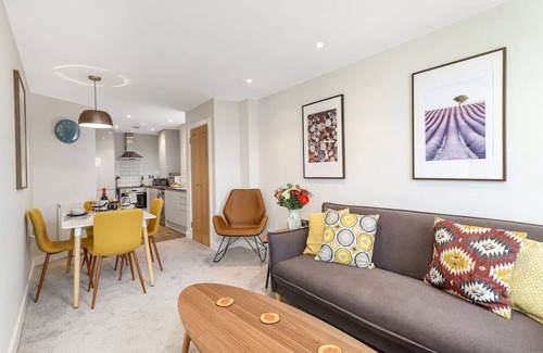 Andover Apartamento | Beautiful Executive Apartment 3