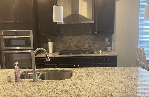 Tierra Oeste Casa | Charming 3-bedroom house with WiFi and AC in delightful Albuquerque
