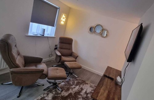 Stoke-on-Trent Apartamento | Beautiful 'n' Cosy City Center Stylish experience centrally-located home