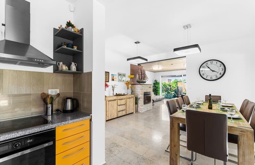 Belavici Villa | Villa Fantasia for 8 people with jacuzzi and private pool