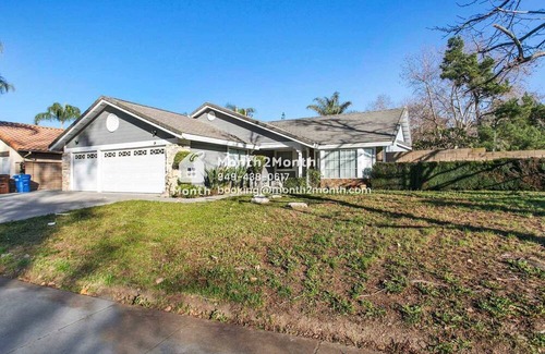 Walnut Casa | Breeze on Country Hollow Dr #41682