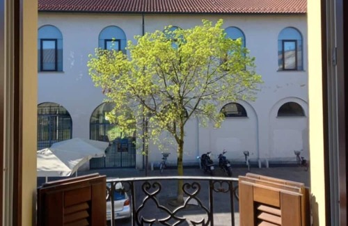 Cernusco sul Naviglio Apartamento | Vrbo Property