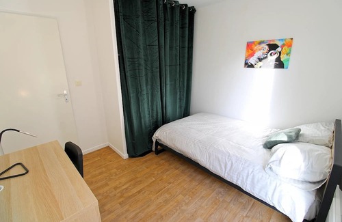 Quartier Saint-Marc - Croix de Pierre - Saint-Nicaise Apartamento | Vrbo Property