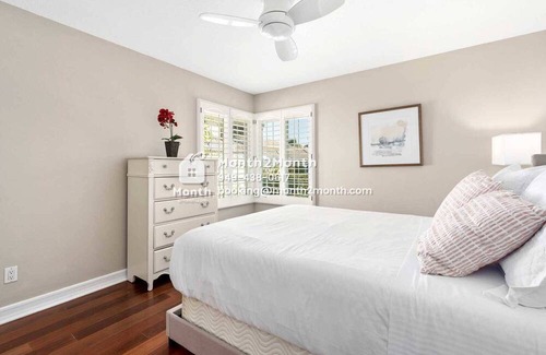 Woodbridge Casa | Charming Retreat on Cedarlake #41553