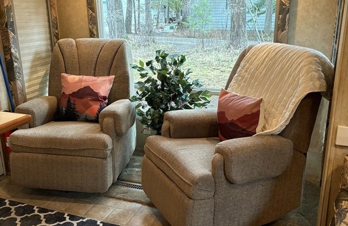 Coolin Casa | Your hub for adventures at Priest Lake, Idaho!