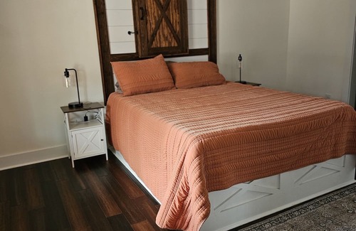 Rutledge Cabaña | Cozy Rutledge Cottage