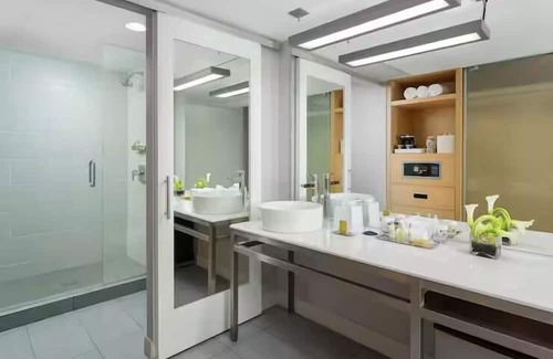 Miami Beach Casa | Your Home Away from Home! 4 Convenient Units | Close to Beach + Pets Allowed