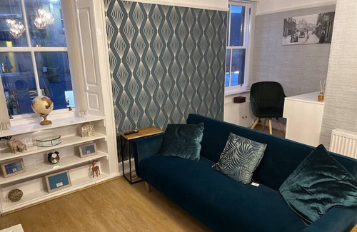 Montrose Apartamento | Harris Apartment