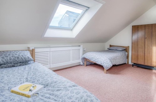 Milford Haven Apartamento | Fulke Street - 2 Bedroom Apartment - Milford Haven