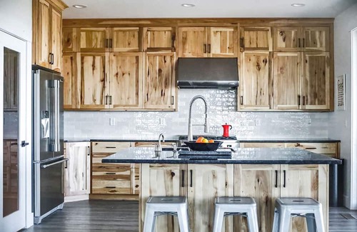 Sweetwater Casa | Modern Lake view home perfect for gathering— 5 minutes to Ideal Beach amenities