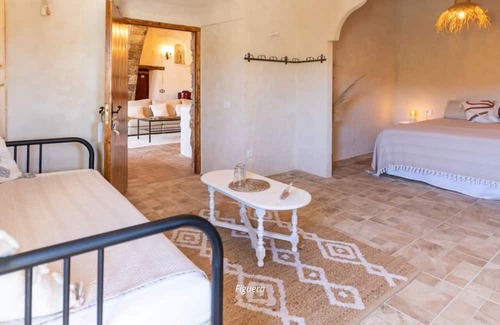 Sant Marti de Tous Otro | Timeless Tranquility: Experience the Legacy of Masía Aubareda, 1h from Barcelona