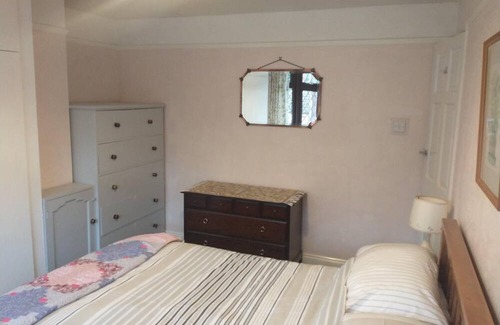 Ipswich Casa | Cosy House close to Christchurch Park and Town