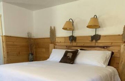 Dubois Cabina | Unit Room 20