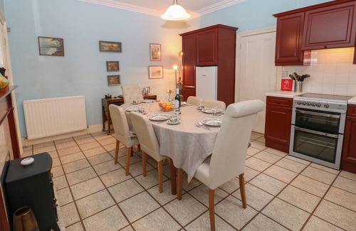 Durham Cabaña | LEAZES COTTAGE, family friendly, with a garden in Durham