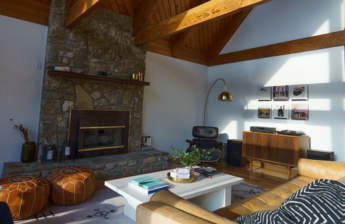 Canton Cabina | A-frame getaway in Blue Ridge mountains