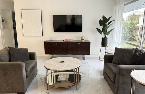 Parker Ridge Casa | Charming house close to beach, downtown West Palm Beach and shops. Pet-Friendly!