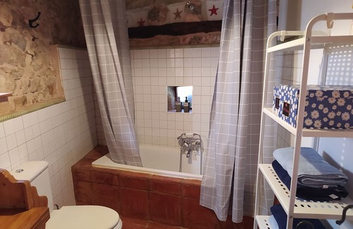 Riofrío del Llano Casa | LAS Casitas DEL Salado - LA Casita Roja Ideal Para Desconectar, Admite Mascotas