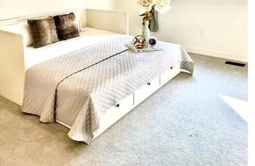 Watertown Casa | Welcome to 21 Hager Creek terr