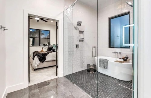 Piedmont Casa | The Cosmopolitan Lux at LLLRanch