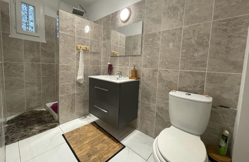 Lamorlaye Casa | Jolie Maison Chaleureuse au Calme à 5 Minutes de la Gare de Chantilly