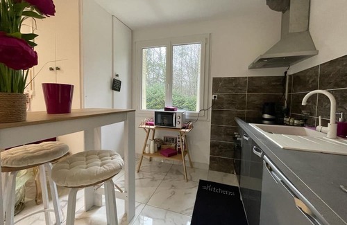 Lamorlaye Casa | Jolie Maison Chaleureuse au Calme à 5 Minutes de la Gare de Chantilly