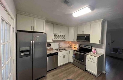 Churchland Casa | HOME AWAY FROM HOME