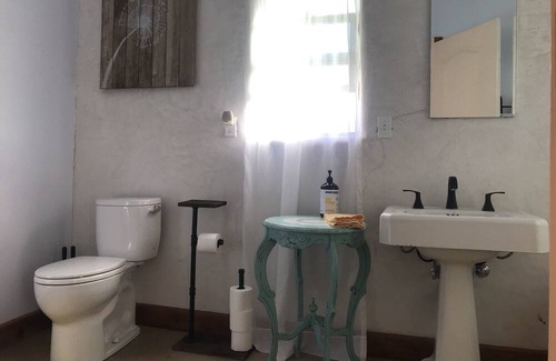 Middletown Cabaña | Strawbale Farmhouse in Middletown