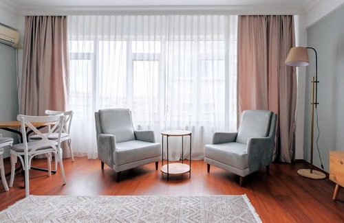 Moda Apartamento | Flat w Balcony 8 min to Kadikoy Square