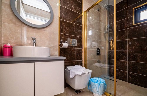 Dosemealti Villa | Lux Villa w Balcony Pool Sauna Garden in Antalya