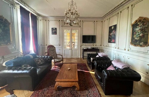 Martot Otro | Homerez - Spacious mansion for 8 ppl. with swimming-pool at Criquebeuf-sur-Seine