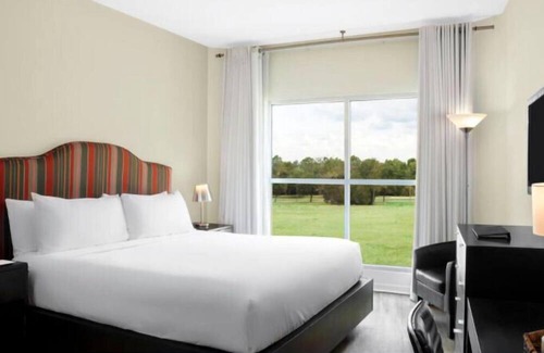 Celebration Condominio | Melia Orlando at Celebration 2br suite, Thursday check-in