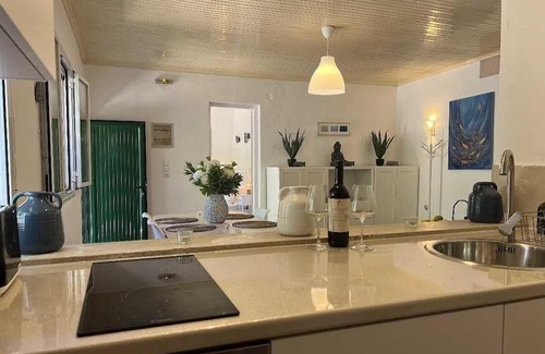 Longos Apartamento | Levrecchio Beach Cottage