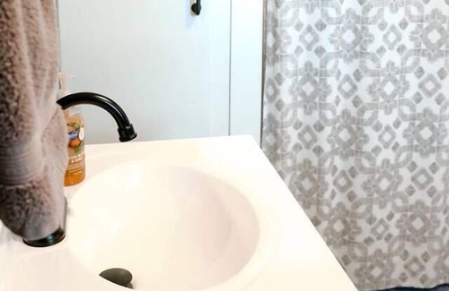 Ironwood Casa | Nightingale Cottage for Traveling Professionals