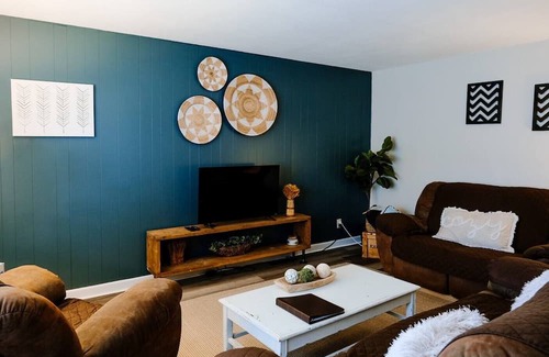 Ironwood Casa | Nightingale Cottage for Traveling Professionals