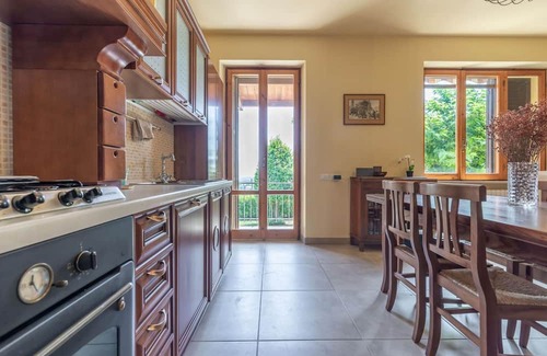 Urbisaglia Apartamento | Sunrise Hill Holiday Home - Sunrise Hill Holiday H