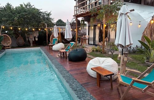 Palomino Cabina | Yue PALOMINO