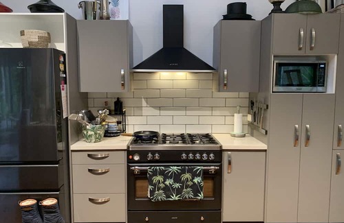 Verrierdale Casa | Rainforest Retreat , Pet Friendly