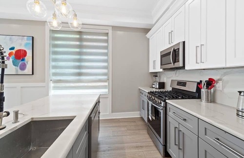 Newbold Casa | South Center Philly| Private Roofdeck | Parking Spot!