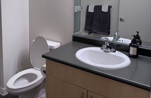 Pasadena Apartamento | Spacious Retro High Ceiling Home 3 mins to Oldtown