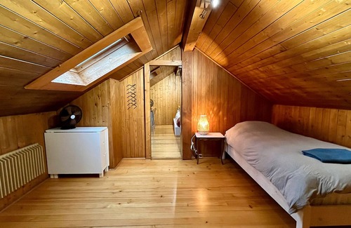 Hauterive Casa | Former winegrower's triplex near public transport