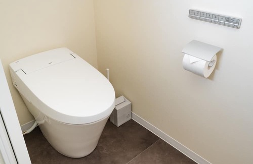 Tsuru Cabina | Building G / Tsuru Yamanashi