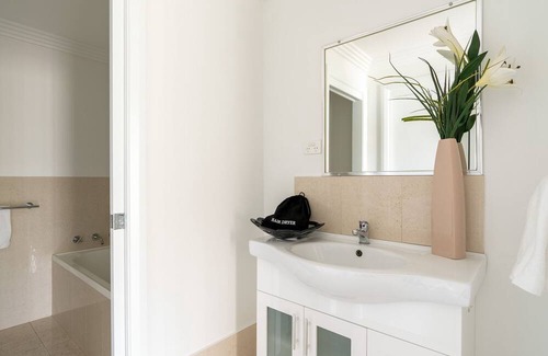 Shellharbour City Centre Apartamento | Mountain Waves - in the heart of shellharbour