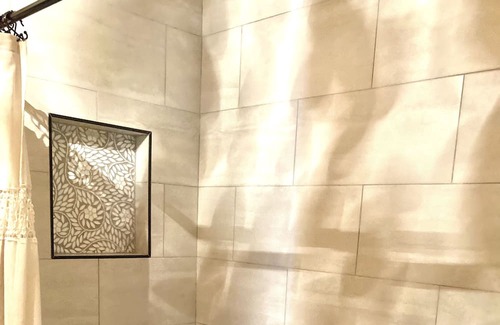 Boys Ranch Otro | Railroad Inn & Farm