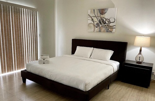 Tumon Apartamento | Luxury 3BD/2BA Condo - Unit 101 Tumon Isa